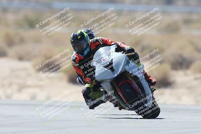 media/Oct-02-2025-Racers Edge (Thu) [[2c91cb6ab3]]/3-B Group/Session 3-Turn 16 (12pm)/